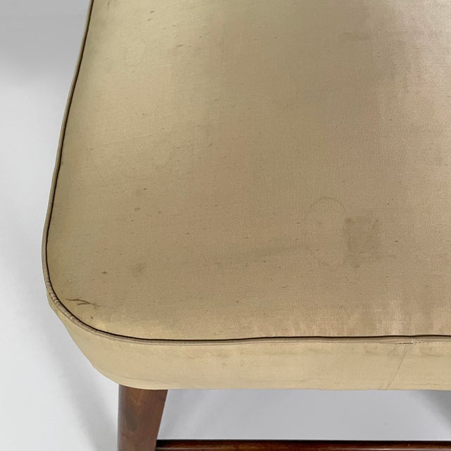 Italian Art Deco Pouf in Wood and Beige Satin, 1940s For Sale - Image 6 of 13