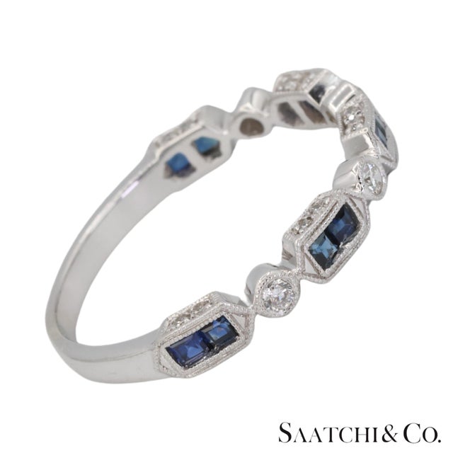 Contemporary 14k (585) White Gold Natural Diamond and Sapphire Band Size 8 For Sale - Image 3 of 9