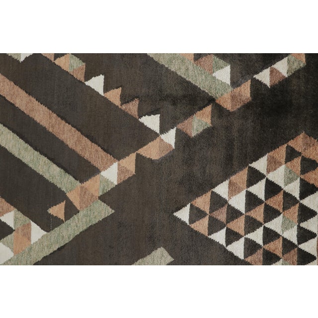 Rug & Kilim’s Scandinavian Style Rug in Brown Geometric Pattern For Sale In New York - Image 6 of 9