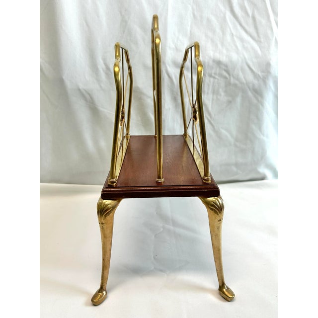 Mid Century Hollywood Regency Brass Magazine Rack - Art Nouveau Scallop Design Rack For Sale - Image 4 of 8