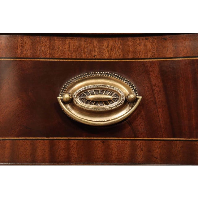 Wood Hepplewhite-Style Serpentine Mahogany Sideboard on Tapered Legs For Sale - Image 7 of 16
