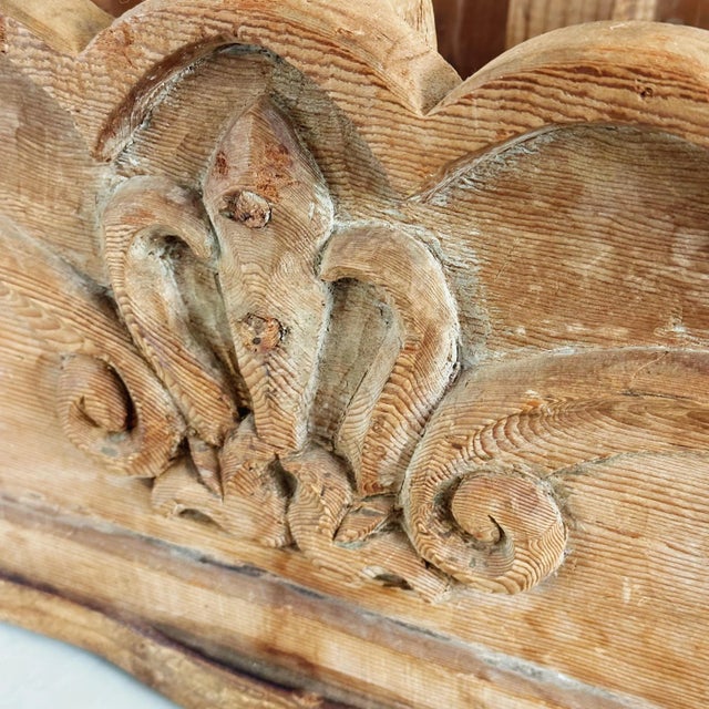 Antique French Country Hand Carved Basket in Heavily Grained Wood With Filigree Detail For Sale In Los Angeles - Image 6 of 7