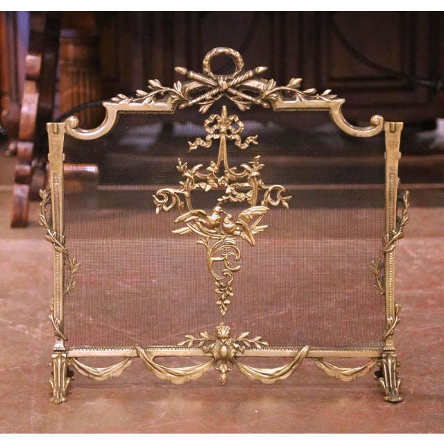 Metal Mid-Century French Louis XVI Brass Fireplace Screen With Mesh Panel For Sale - Image 7 of 12