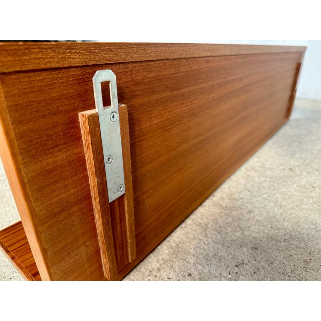 Minimalist Teakwood Wall Shelf, Germany, 1960s For Sale - Image 14 of 15