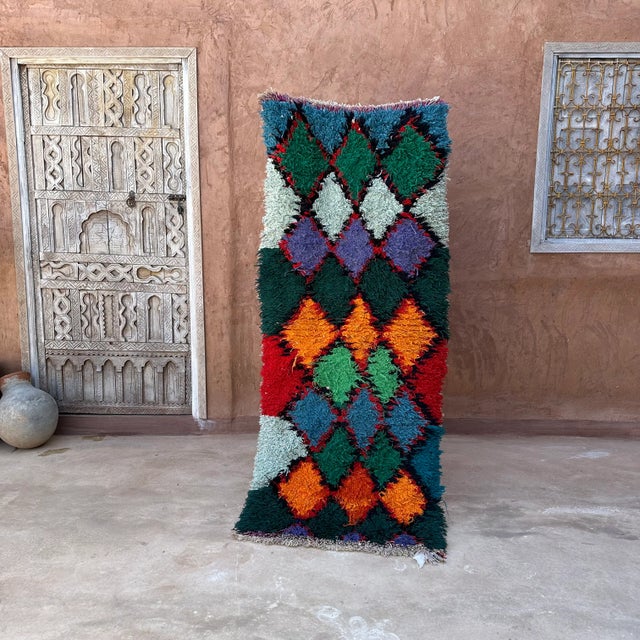 Everyone strives to achieve the perfect home decoration that can be flaunted to relatives and in the same time, be a...