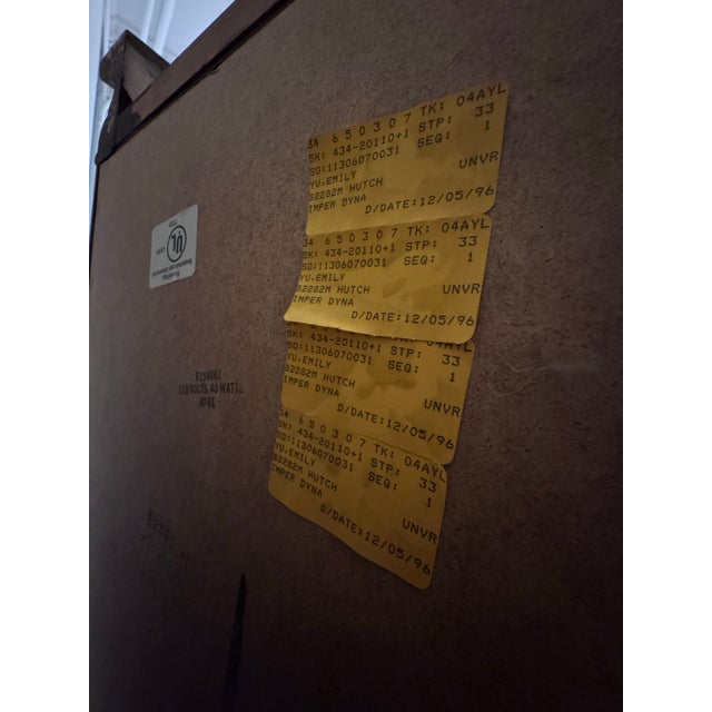 1990s Circa 1996 Universal Furniture Imperial Dynasty Oriental Style Display Cabinet For Sale - Image 5 of 12