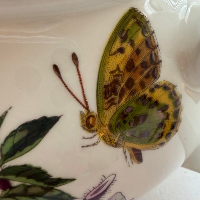 White Vintage Portmeirion Teapot With Lid - Botanic Garden For Sale - Image 8 of 10