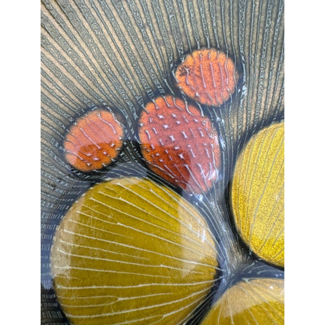 Annemarie Davidson Glass & Enamel Decorative Plate, Mid-20th Century Scallop Design For Sale - Image 9 of 12