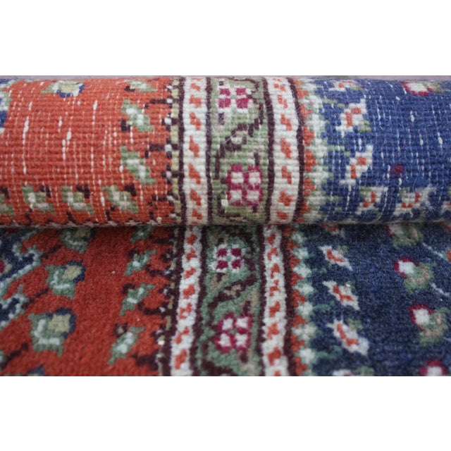 1950s Traditional Turkish Hand Knotted Vintage Kayseri Rug For Sale - Image 10 of 12