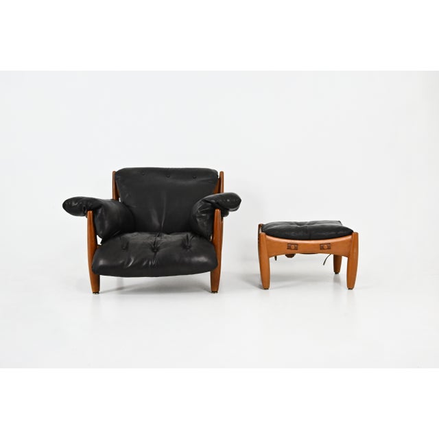 Mid-Century Modern Sheriff Lounge Chairs by Sergio Rodrigues for Isa, 1960s, Set of 2 For Sale - Image 3 of 13