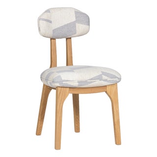 Silhouette Dining Chair in Oak and Bouclé Jacquard from Insidherland For Sale
