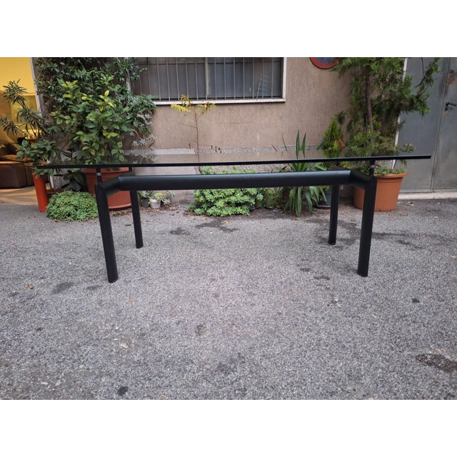 LC6 Dining Table by Le Corbusier for Cassina, 1960s, in Very Good conditions. Designed 1960 to 1969 I have official proof...