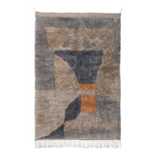 Sophisticated Abstract Hand-Knotted Wool Rug | 9'7" X 6'7" | One of a Kind For Sale