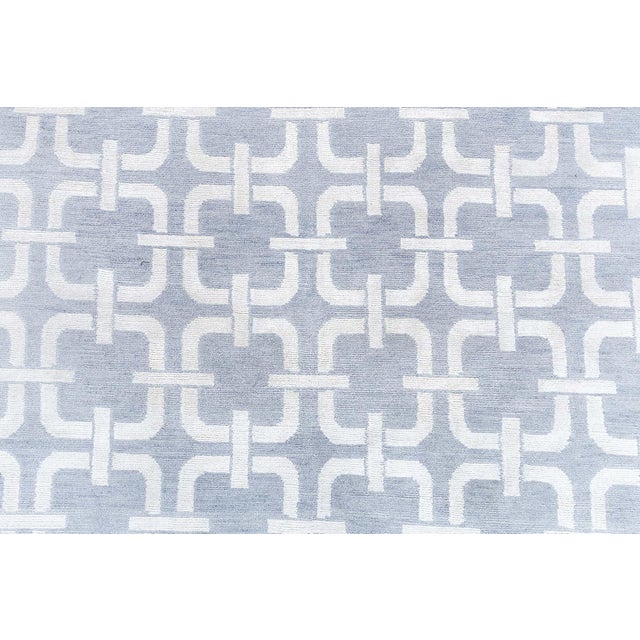 Textile Modern Geometric Chain Link Slate Gray Rug "Cadena" by Doris Leslie Blau For Sale - Image 7 of 8