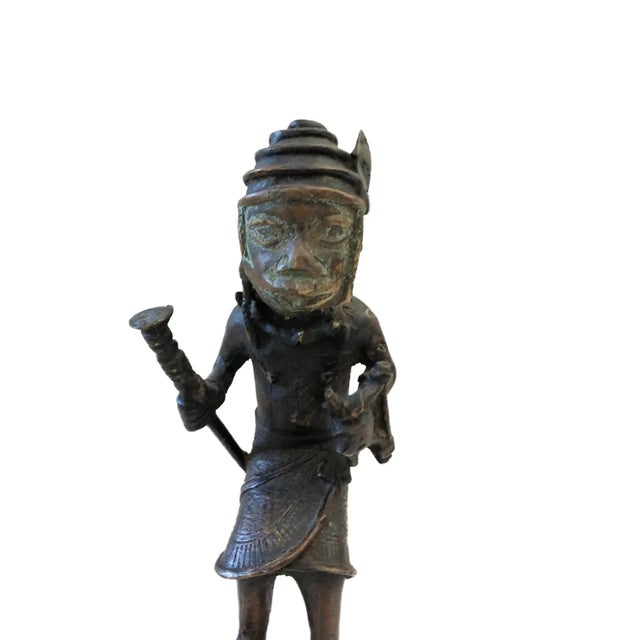1980s Vintage Benin Bronze Oba King Soldier Nigeria African 9" H For Sale - Image 5 of 8