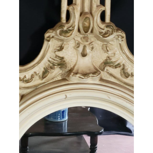 1960 Italian Art Nouveau Style Hand Carved Hand Painted Gilded Round Mirror For Sale - Image 17 of 18