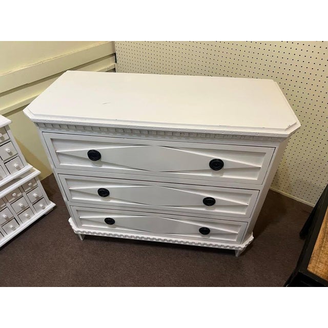 Shabby Chic Marquise 3-Drawer Cream Dresser For Sale - Image 3 of 8
