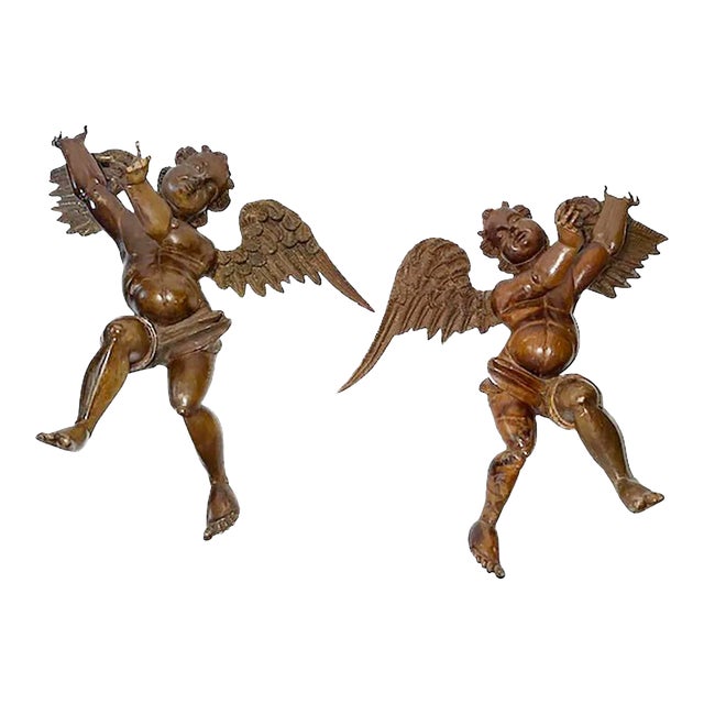 Early 20th Century Italian Carved Wooden Angels - a Pair For Sale