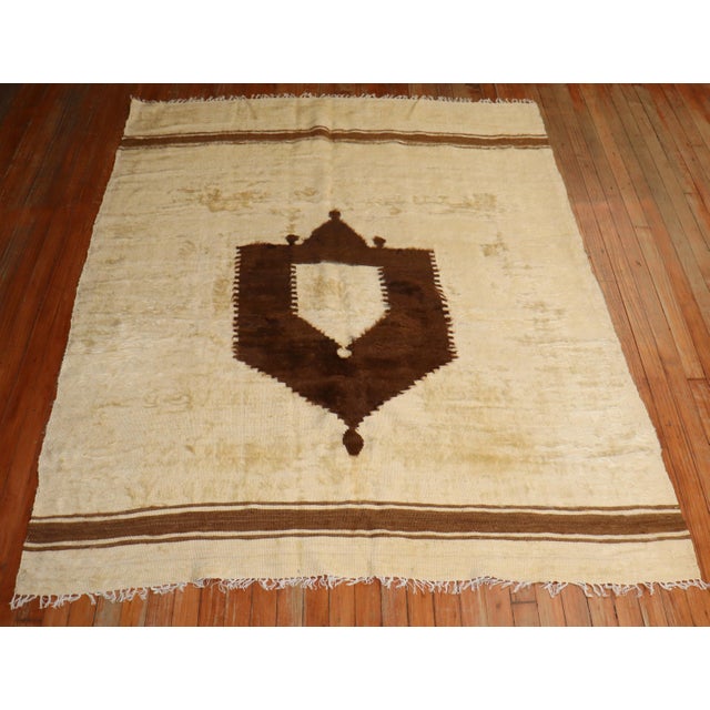 Textile Vintage Ivory and Brown Turkish Mohair Rug - 5'2" x 6'3" For Sale - Image 7 of 7