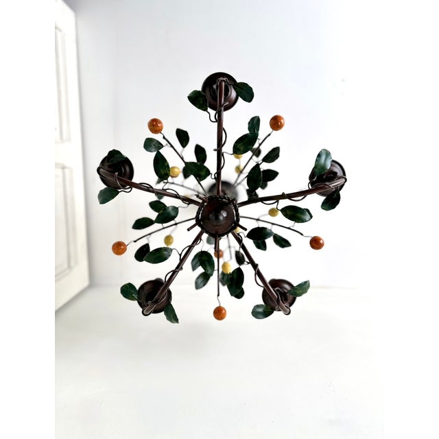 Brown French Tole 5-Light Chandelier with Lemons and Tangerines by J. P. Ryckaert, 1985-1995 For Sale - Image 8 of 15