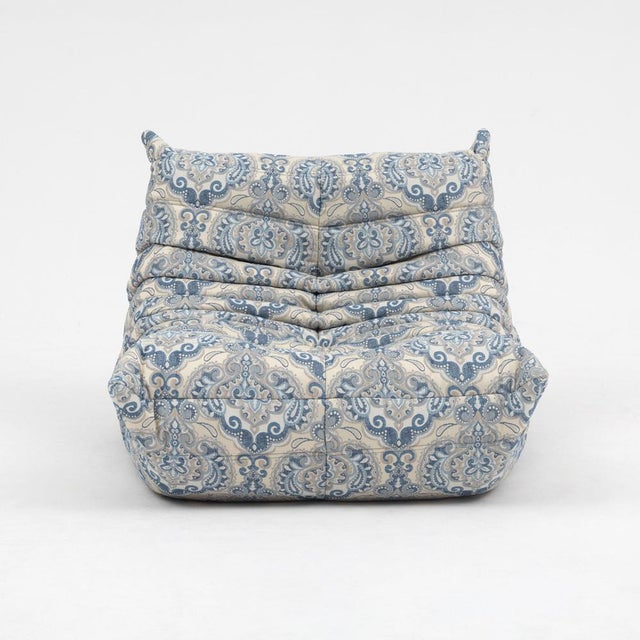 Togo Lounge Chair and Pouf in Pattern Fabric by Michel Ducaroy for Ligne Roset, 1973, Set of 2 For Sale - Image 15 of 18