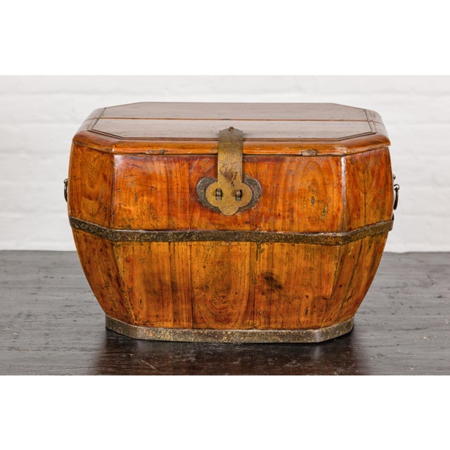 Wood Qing Dynasty Period Chinese Box with Brass Lock, Banding and Removable Top For Sale - Image 7 of 12