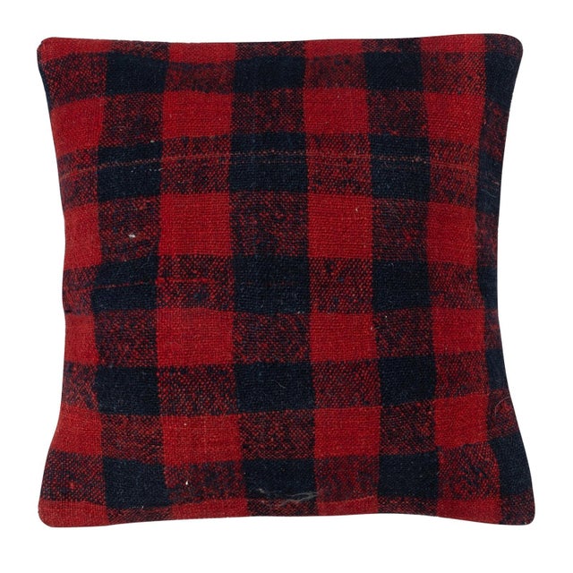 Bring history and warmth into your home with this vintage handmade Turkish wool cushion cover set. This pair of cushion...