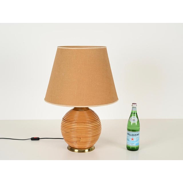 Large Mid-Century Table Lamp in Rattan and Brass attributed to Vivai del Sud, Italy, 1970s For Sale - Image 6 of 13
