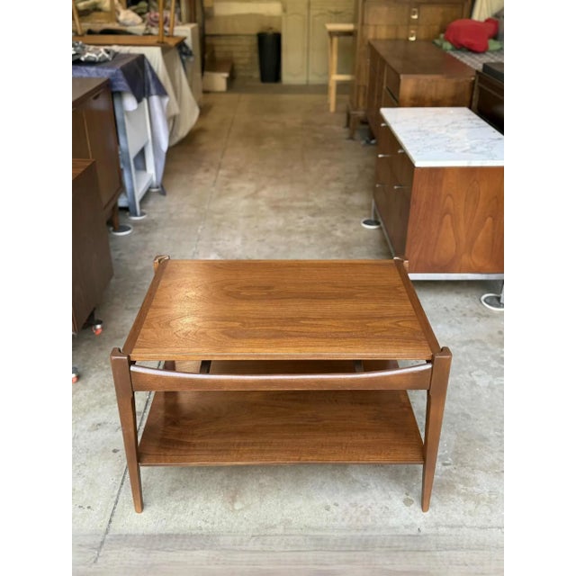Mid 20th Century Bassett Mid Century Modern End Side Cocktail Table For Sale - Image 5 of 10