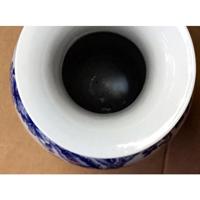 1960s Chinese Blue and White Porcelain Vase from Modern Official Kiln For Sale - Image 5 of 13