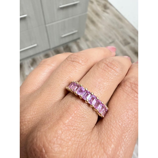 3.45 Carat Pink Sapphire Yellow Gold Ladies Band, Size 7 For Sale In Los Angeles - Image 6 of 9