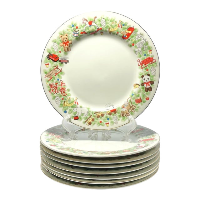 1980s (David) Shibata Toki “Toy Shop” Set of 8 Christmas Bone China Salad Plates For Sale