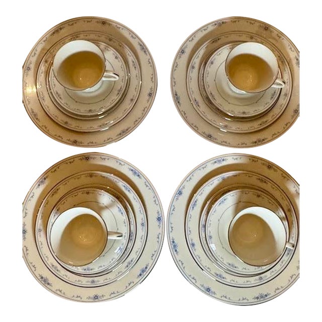 New Vintage Lenox "Carolina" Fine Ivory China 20-Piece Dinnerware Set - Service for 4 For Sale