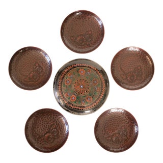 Kamakura-Bori Style Lacquered Set of 6 Sushi Plates in Wood Box For Sale