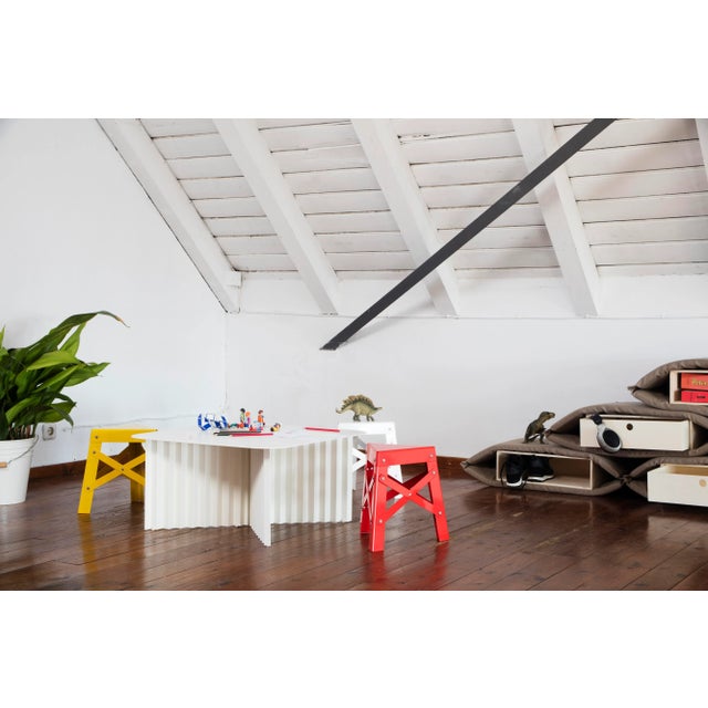 RS Barcelona Plec Medium Steel Table, White For Sale - Image 4 of 12