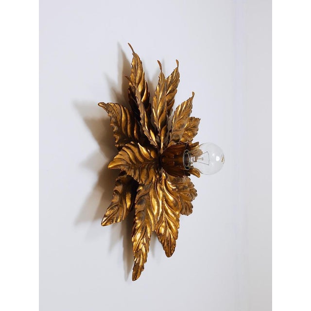 Hollywood Regency Florentine Wall Light in Gilt Metal by Hans Kögl, 1980s For Sale - Image 15 of 16
