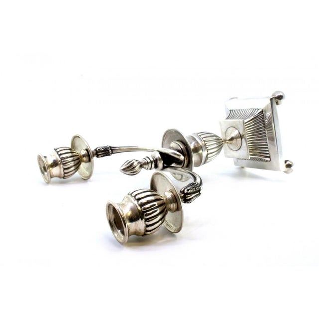 Low Candelabra in Fluted Silver with Spherical Feet and Raised Knob For Sale - Image 3 of 9