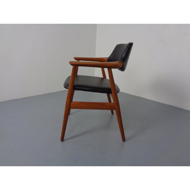 1960s Danish Teak GM11 Armchair by Svend Aage Eriksen of Glostrup, Denmark, 1960s For Sale - Image 5 of 15