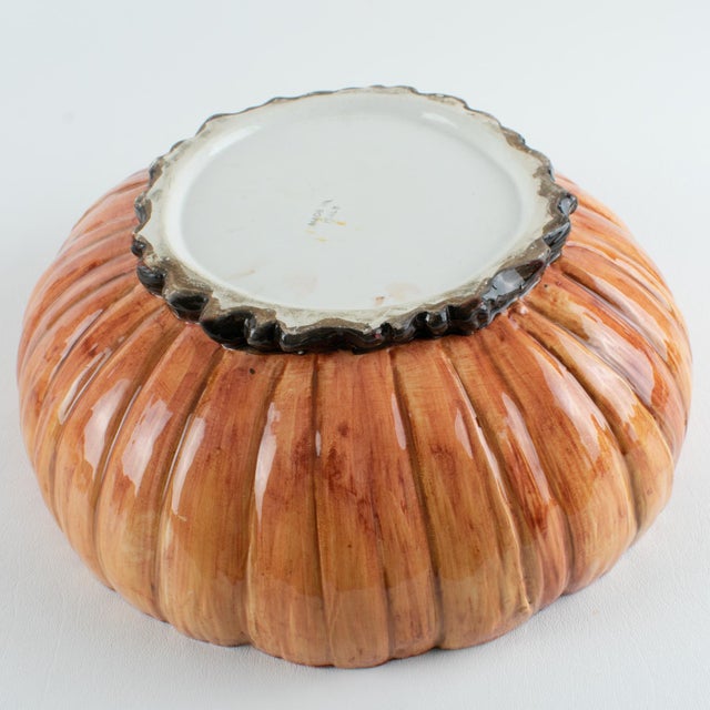 1960s Este Ceramic Large Majolica Onion Tureen Covered Dish Centerpiece For Sale In Atlanta - Image 6 of 18