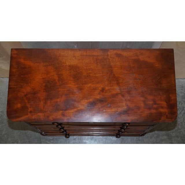 Wood Antique Victorian Flamed Mahogany Two Over Four Chest of Drawers For Sale - Image 7 of 18