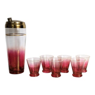 Vintage Blendo Cranberry Pink Glass Barware Cocktail Shaker and Set of 6 Glasses For Sale