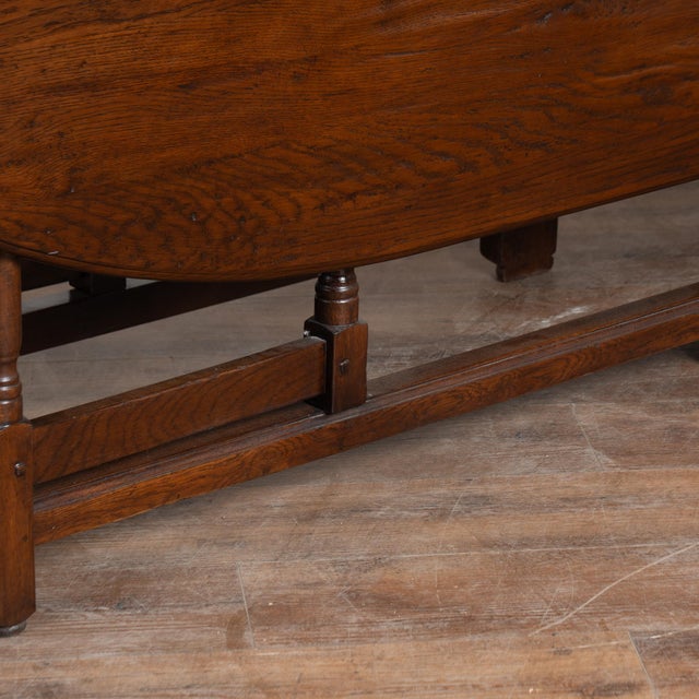 20th Century Large Gateleg English Wake Dining Table For Sale - Image 11 of 18