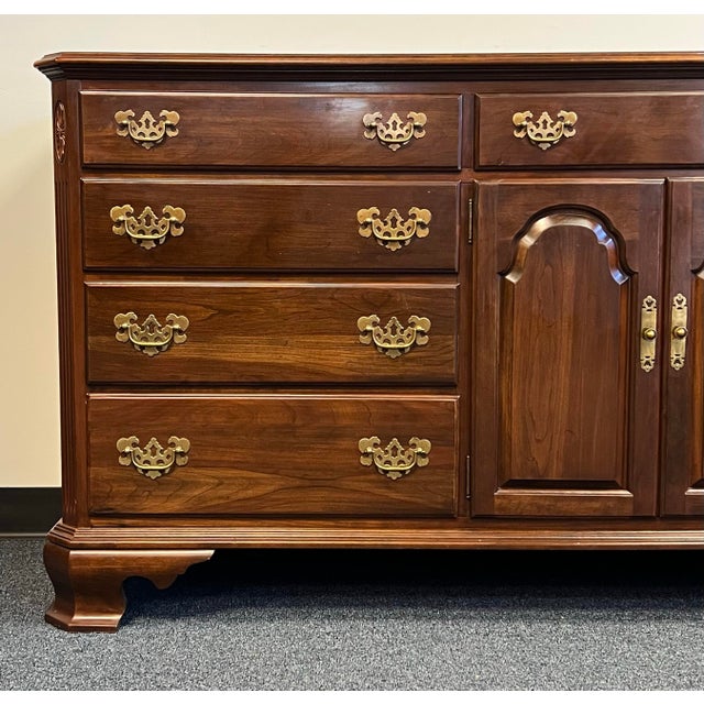 Ethan Allen Ethan Allen Georgian Court Cherry 11 Drawer Dresser For Sale - Image 4 of 12