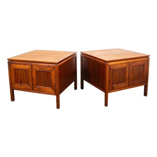 Mid Century Modern End Side Tables Walnut Storage Nightstands Pair Cabinet MCM For Sale