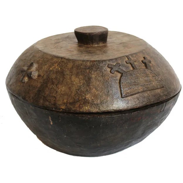 Vintage African Yoruba Divination Carved Wood Bowl For Sale