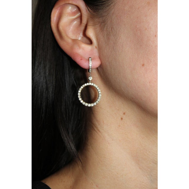 Early 21st Century 2 Carat Round Circle Shape Brilliant Cut Diamond Hoop 14 Karat White Gold Huggies, A Pair For Sale - Image 5 of 10