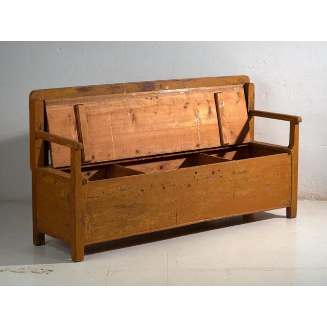 Vintage Painted Storage Bench in Pine, 1920 For Sale - Image 4 of 11