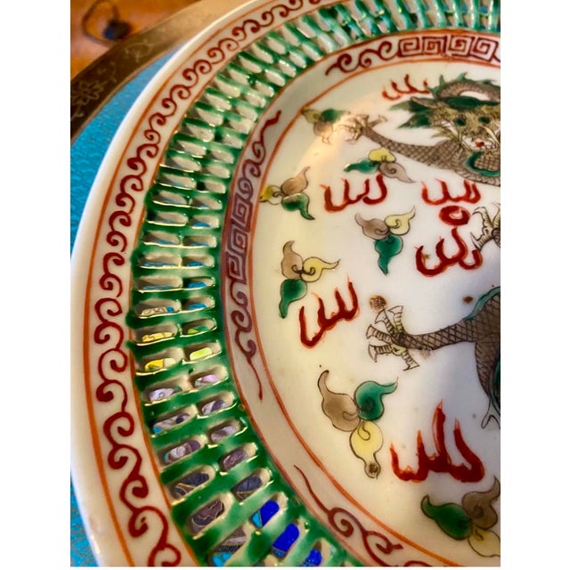 1970s Chinese Famille Rose Porcelain Dragon Dish With Reticulated Edge For Sale In Dallas - Image 6 of 11