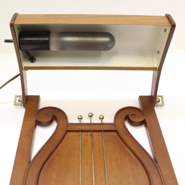 1960s Vintage Lyre Harp Music Light by Vintage Illumino Devices Music Stand Piano Light For Sale - Image 5 of 6