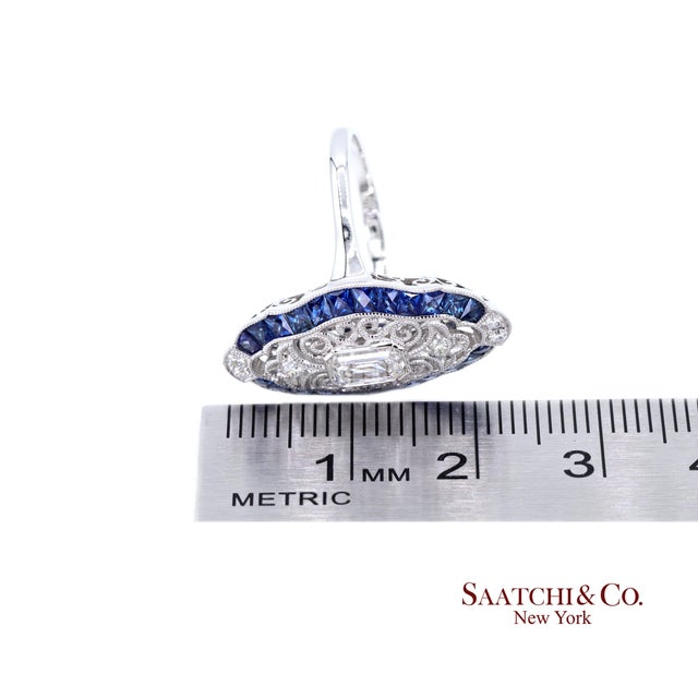 Elegant 18k White Gold Natural Diamond and Blue Sapphire Ring, Size 6.25 For Sale - Image 9 of 10